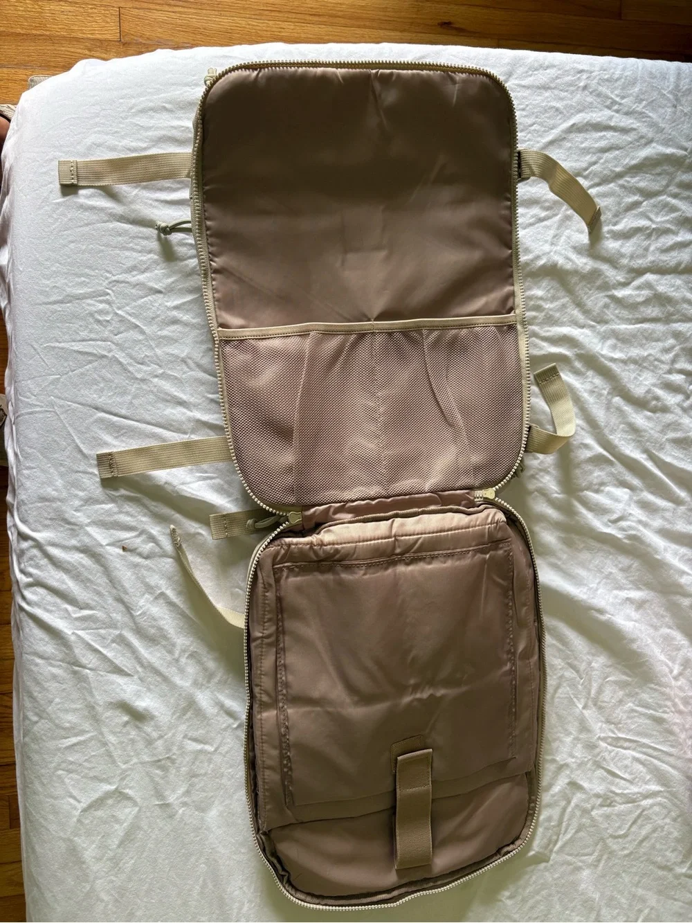 NWT BAGSMART Beige Travel Backpack - Neutral Canvas Daypack